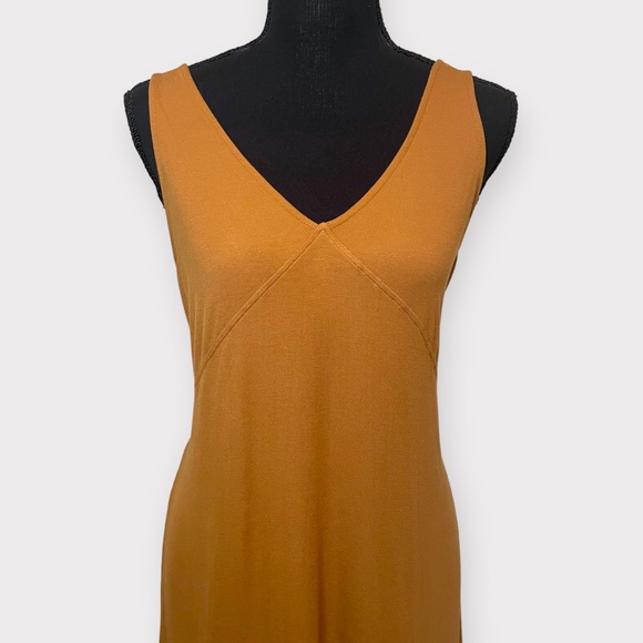 Richer Poorer - Night Knit Slip Dress - Woodgrain Tan - Size M - Picture 4 of 8